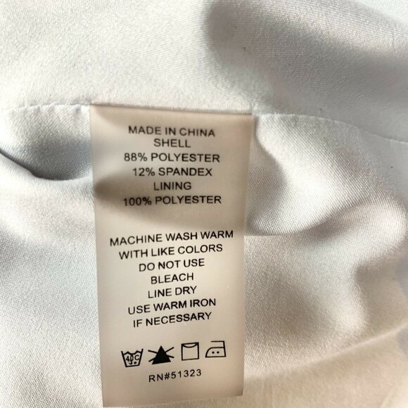 Vince Camuto Women's Size Medium white/bla… - Picture 9 of 9